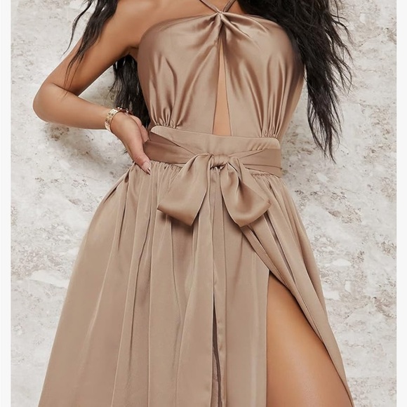 LIKE NEW Women's Satin Silk Halter High Slit Flowy Cocktail Party Slip Dress - Picture 5 of 7